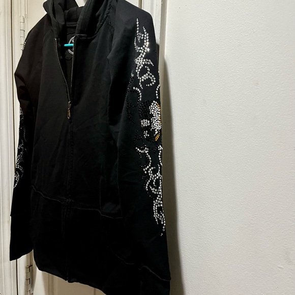 Do Denim Skull head💀 sweatshirt with bling and hoodie - Picture 5 of 16